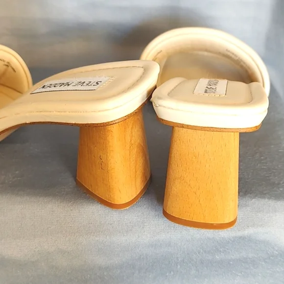 Steve Madden Modern Kinda Gal Wood Triangle Slide Sandales/Size 8 - Picture 5 of 9